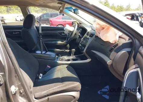 2015 Nissan Altima 2.5 S from USA, damaged, VIN 1N4AL3AP1FN916521